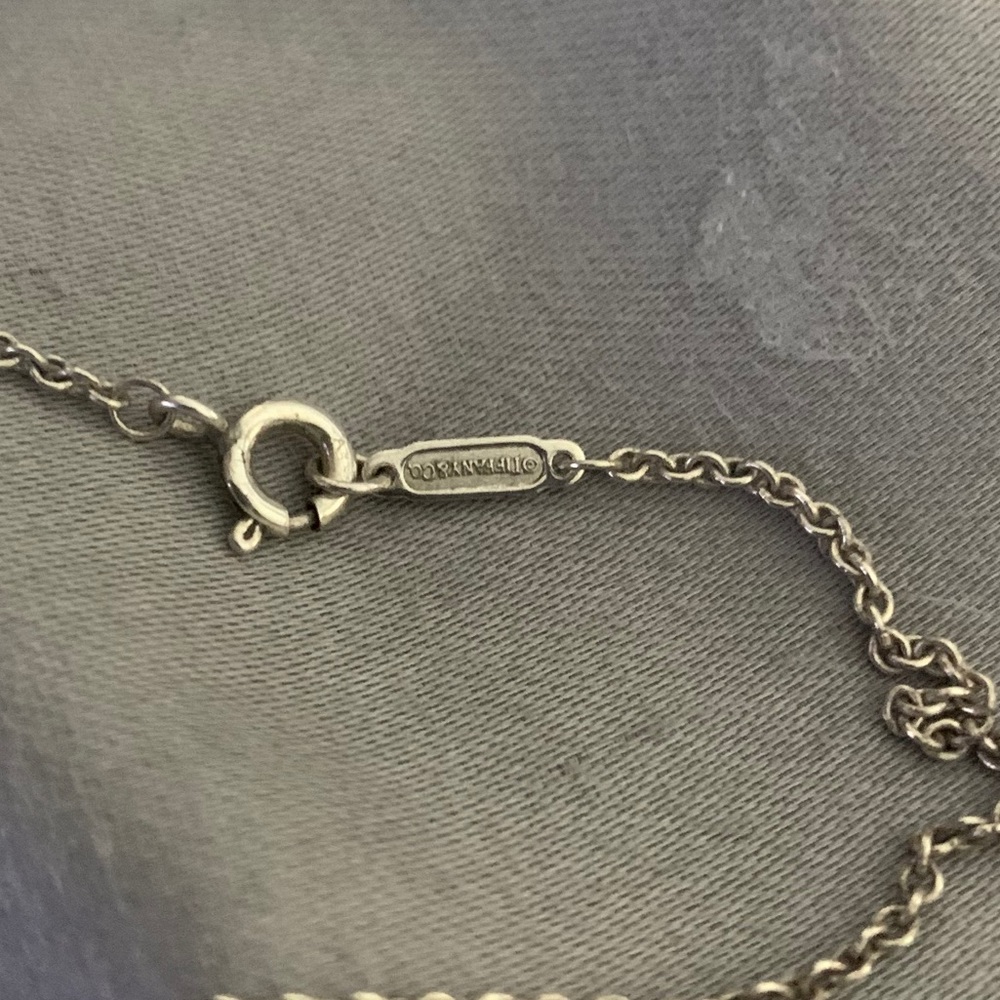 SOLD SOLD‼️SALE❄️☃️💯Auth Tiffany & Co Necklace - Picture 5 of 8